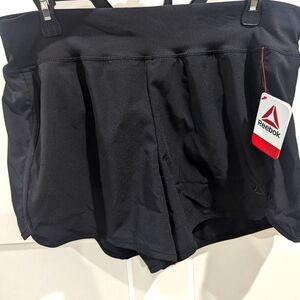 NWT! Black Reebok Women's Athletic Shorts - Size L